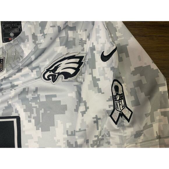 Philadelphia Eagles | Men’s Medium #1 Jalen Hurts “Salute to Service” Jersey - Picture 5 of 7